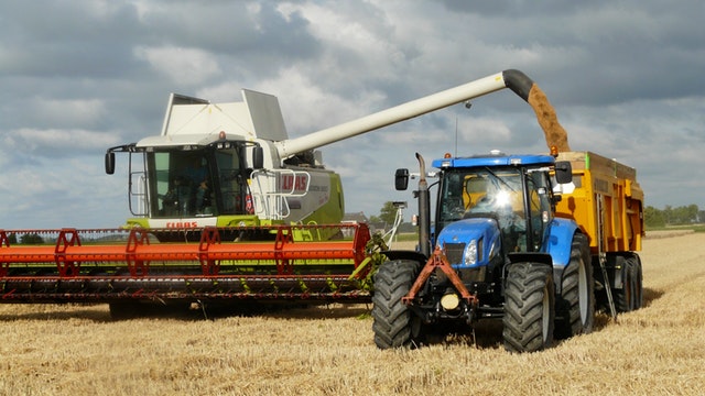 Integrating Precision Farming in Computer Game